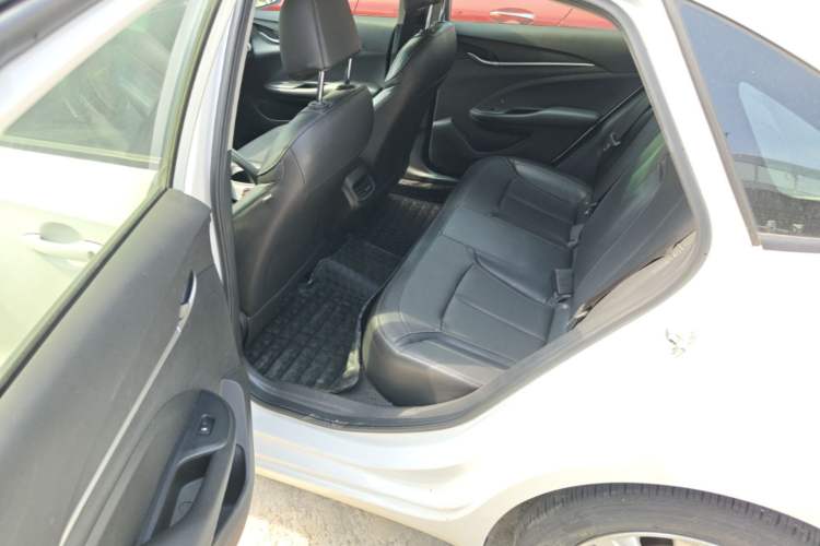 Used Buick GT 2021 Revised Version Flagship 1.5L Automatic Elite Edition Left Rear Seat