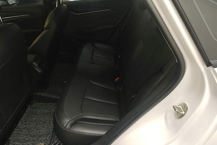 Used Buick GT 2021 Revised Version Flagship 1.5L Automatic Elite Edition Left Rear Seat