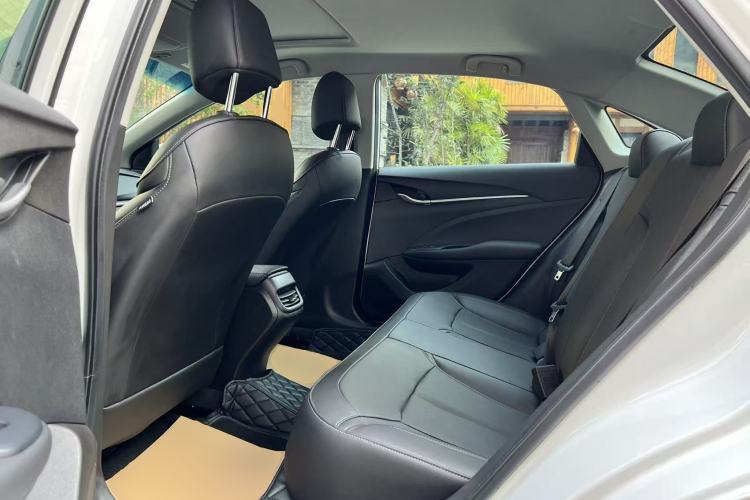 Used Buick GT 2021 Revised Version Flagship 1.5L Automatic Elite Edition Left Rear Seat