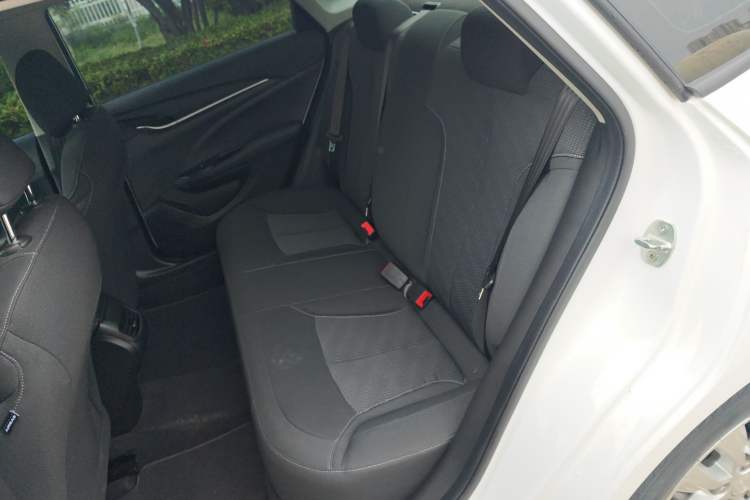 Used Buick GT 2021 Revised Version Flagship 1.5L Automatic Entry-Level Trim Left Rear Seat