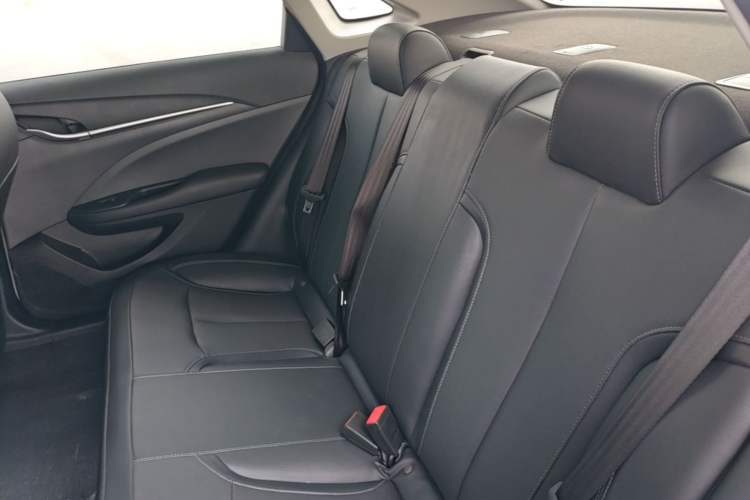 Used Buick GT 2021 Revised Version Flagship 1.5L Automatic Elite Edition Left Rear Seat