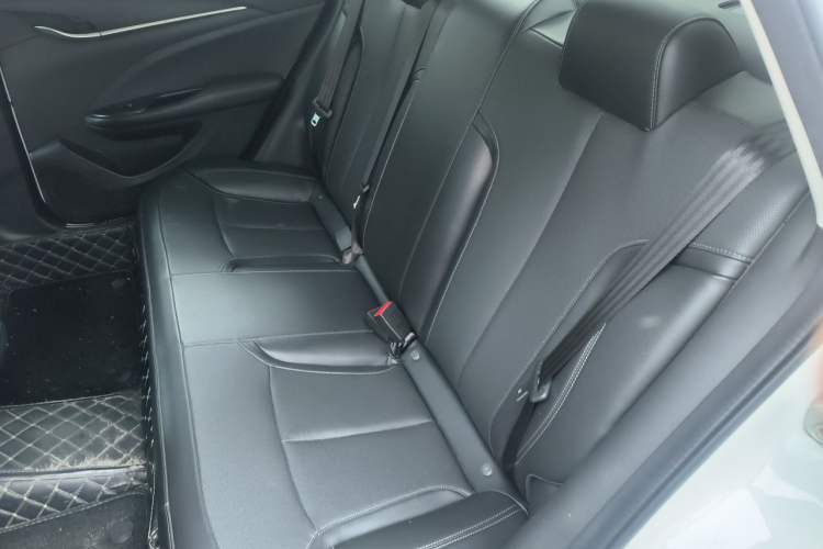 Used Buick GT 2021 Revised Version Flagship 1.5L Automatic Elite Edition Left Rear Seat