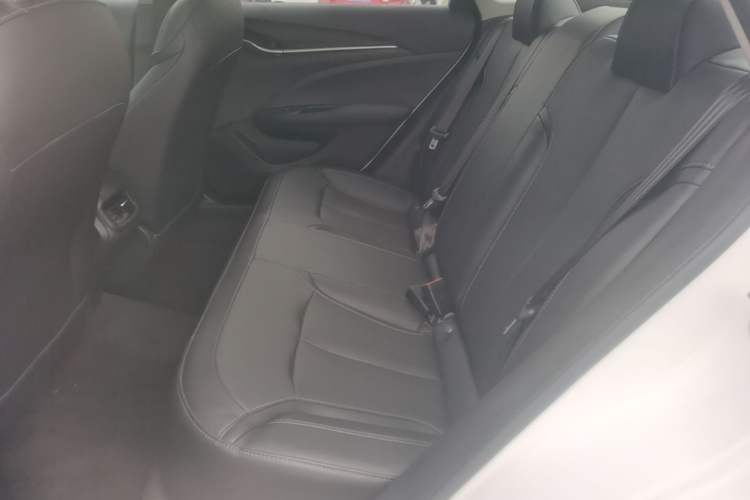Used Buick GT 2021 Revised Version 1.3T Automatic Mild Hybrid Elite Edition Left Rear Seat
