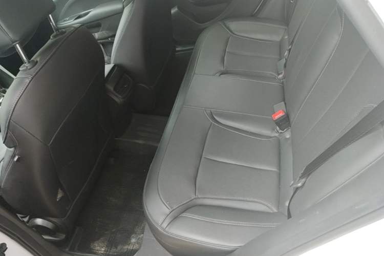 Used Buick GT 2021 Revised Version Flagship 1.5L Automatic Elite Edition Left Rear Seat