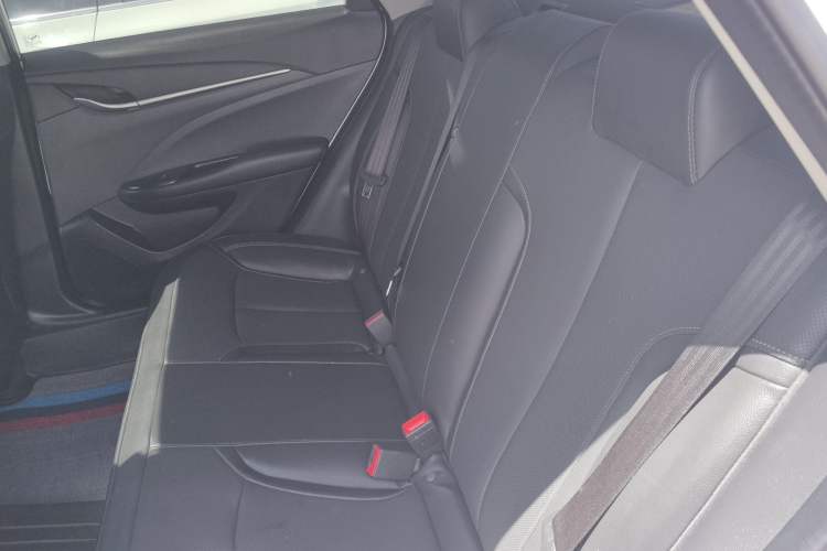 Used Buick GT 2021 Revised Version Flagship 1.5L Automatic Elite Edition Left Rear Seat