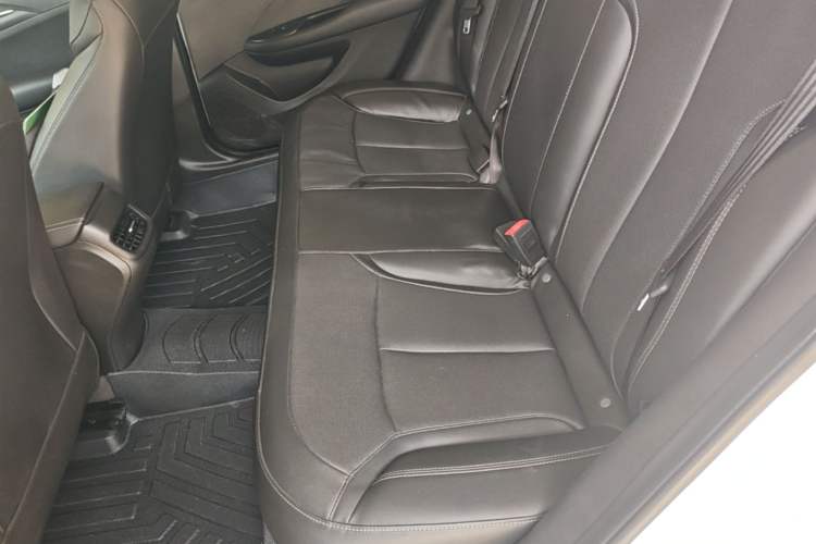 Used Buick GT 2021 Revised Version Flagship 1.5L Automatic Entry-Level Trim Left Rear Seat