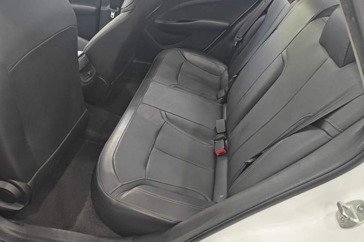 Used Buick GT 2021 Revised Version 1.3T Automatic Mild Hybrid Elite Edition Left Rear Seat