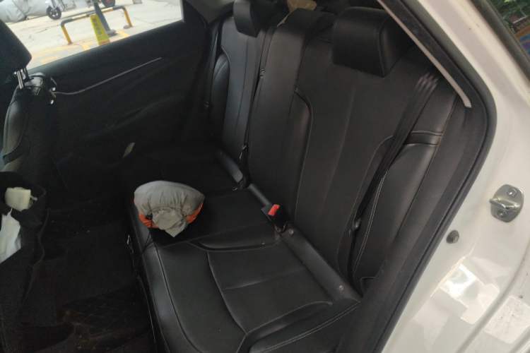 Used Buick GT 2021 Revised Version Flagship 1.5L Automatic Elite Edition Left Rear Seat