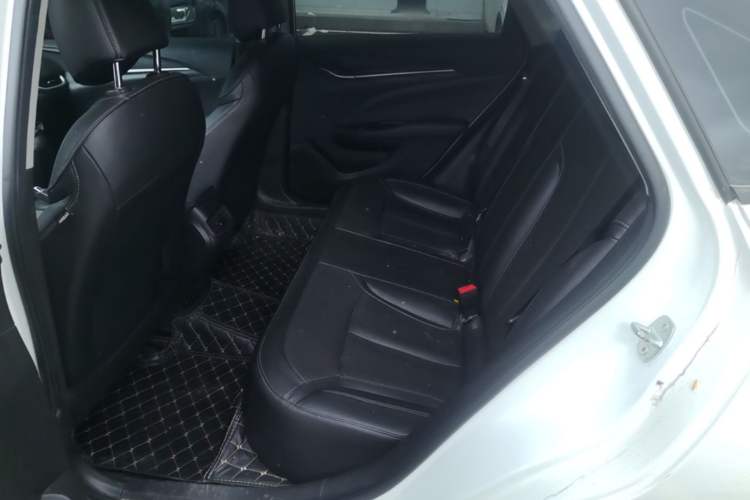 Used Buick GT 2021 Revised Version Flagship 1.5L Automatic Elite Edition Left Rear Seat