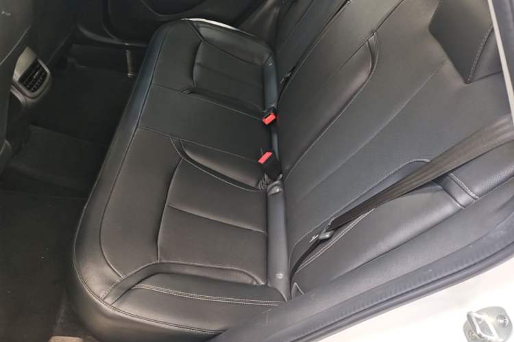 Used Buick GT 2021 Revised Version Flagship 1.5L Automatic Elite Edition Left Rear Seat