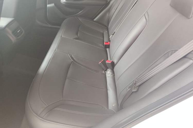 Used Buick GT 2021 Revised Version Flagship 1.5L Automatic Elite Edition Left Rear Seat