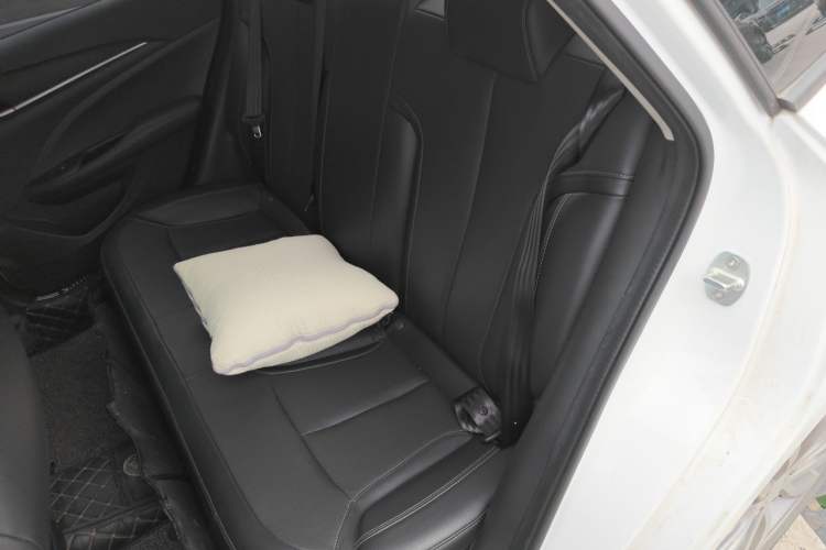 Used Buick GT 2021 Revised Version 1.3T Automatic Mild Hybrid Elite Edition Left Rear Seat