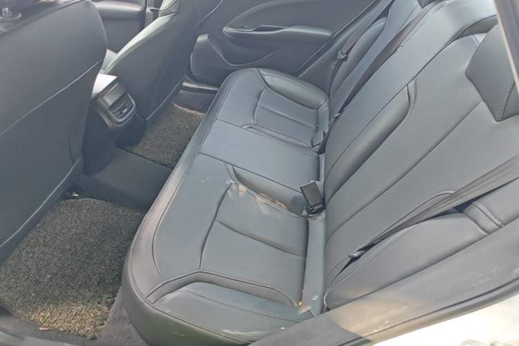 Used Buick GT 2021 Revised Version 1.3T Automatic Mild Hybrid Elite Edition Left Rear Seat
