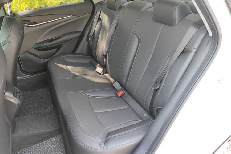 Used Buick GT 2021 Revised Version Flagship 1.5L Automatic Elite Edition Left Rear Seat