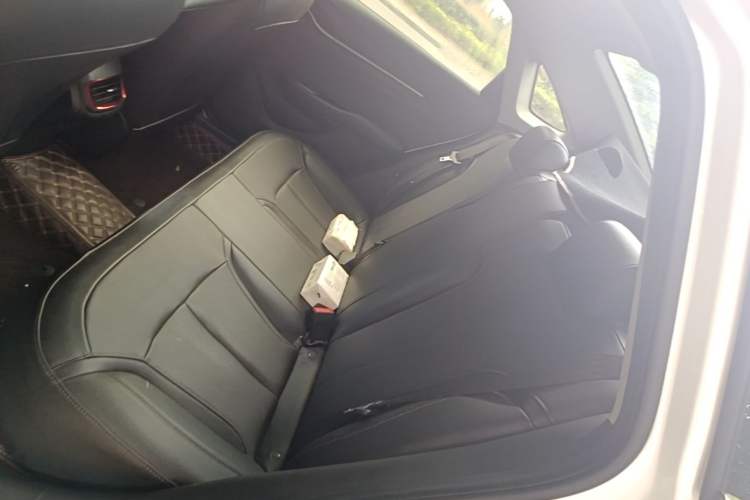 Used Buick GT 2021 Revised Version 1.3T Automatic Mild Hybrid Elite Edition Left Rear Seat