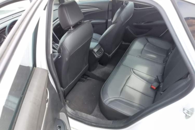 Used Buick GT 2021 Revised Version 1.3T Automatic Mild Hybrid Elite Edition Left Rear Seat