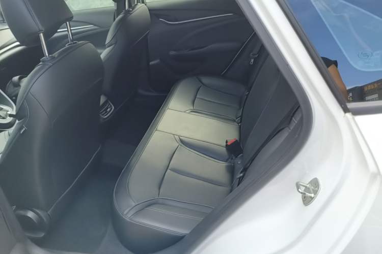 Used Buick GT 2021 Revised Version Flagship 1.5L Automatic Elite Edition Left Rear Seat