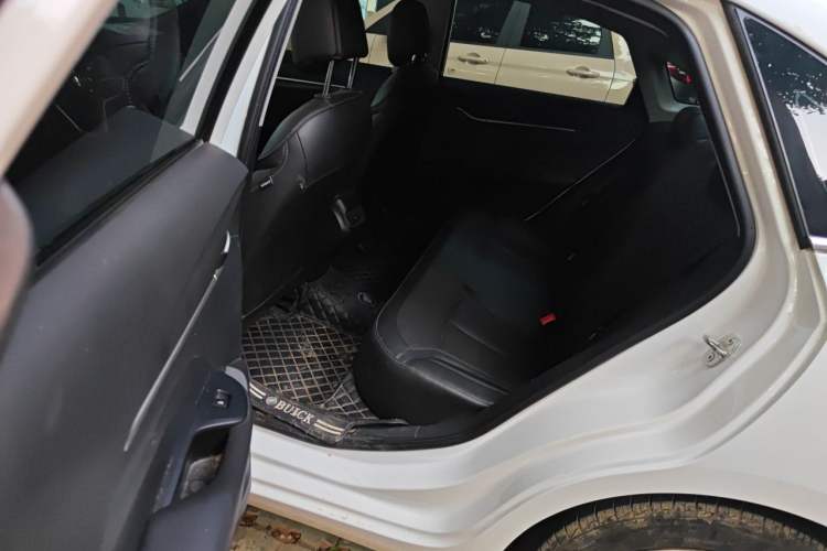 Used Buick GT 2021 1.3T Automatic Mild Hybrid Elite Version Left Rear Seat