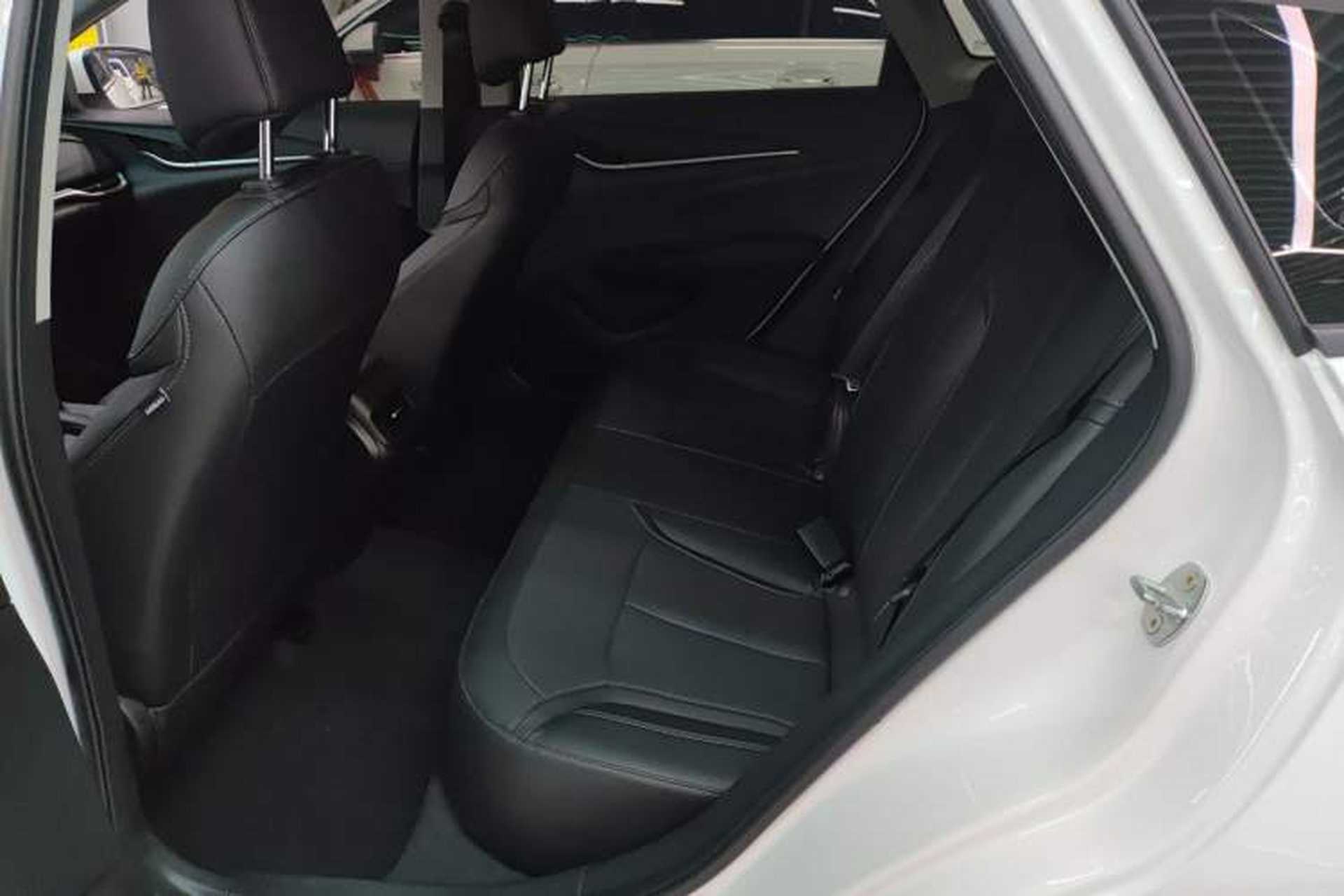 Used Buick GT 2021 Revised Version Flagship 1.5L Automatic Elite Edition Left Rear Seat