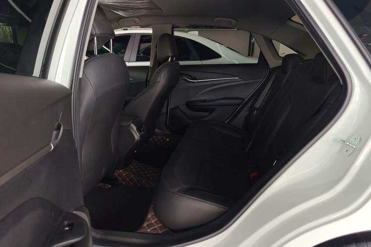 Used Buick GT 2021 Revised Version Flagship 1.5L Automatic Elite Edition Left Rear Seat
