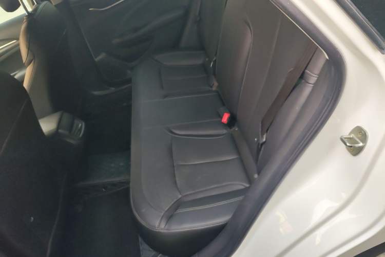 Used Buick GT 2021 Revised Version Flagship 1.5L Automatic Entry-Level Trim Left Rear Seat