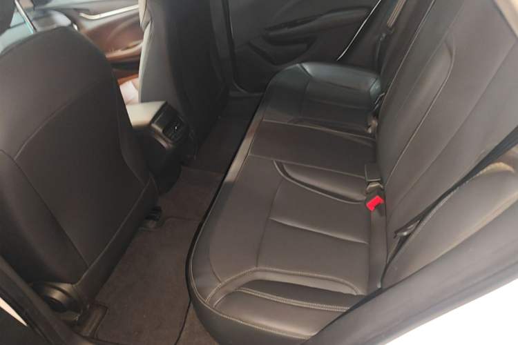Used Buick GT 2021 Revised Version Flagship 1.5L Automatic Entry-Level Trim Left Rear Seat