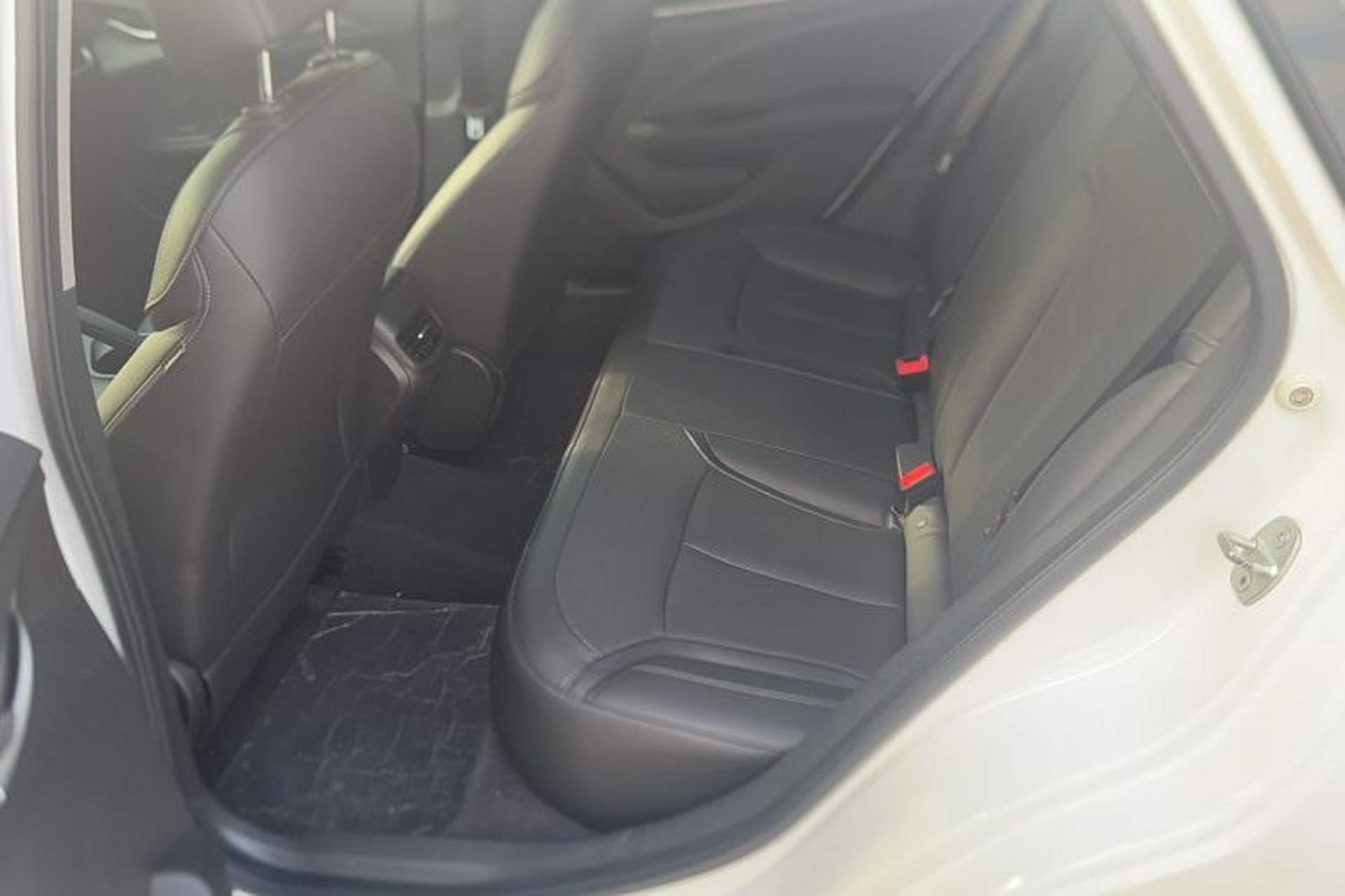 Used Buick GT 2021 Revised Version Flagship 1.5L Automatic Elite Edition Left Rear Seat