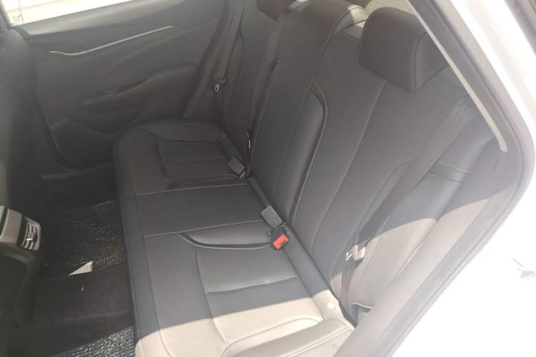 Used Buick GT 2021 Revised Version Flagship 1.5L Automatic Elite Edition Left Rear Seat