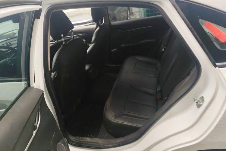 Used Buick GT 2021 Revised Version 1.3T Automatic Mild Hybrid Elite Edition Left Rear Seat