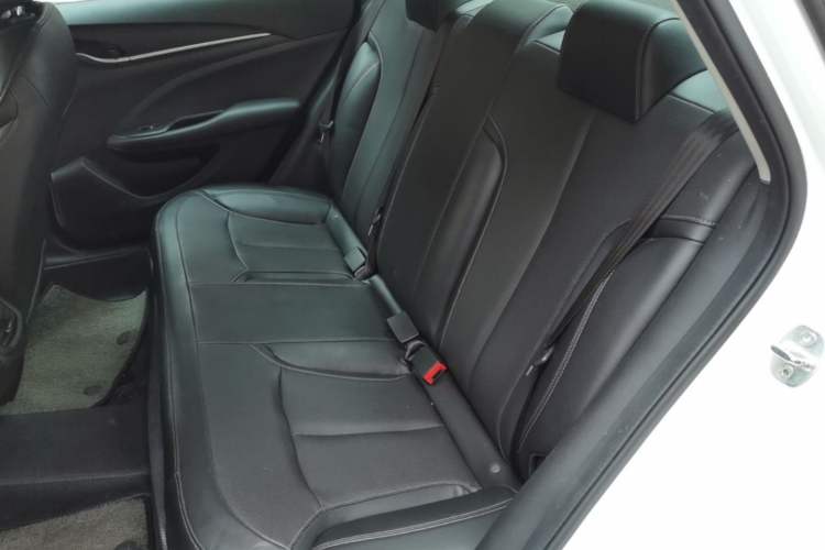 Used Buick GT 2021 Revised Version Flagship 1.5L Automatic Elite Edition Left Rear Seat