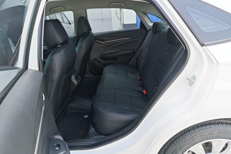 Used Buick GT 2021 Revised Version Flagship 1.5L Automatic Entry-Level Trim Left Rear Seat