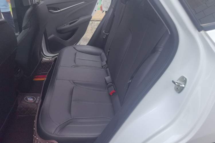 Used Buick GT 2021 Revised Version Flagship 1.5L Automatic Elite Edition Left Rear Seat