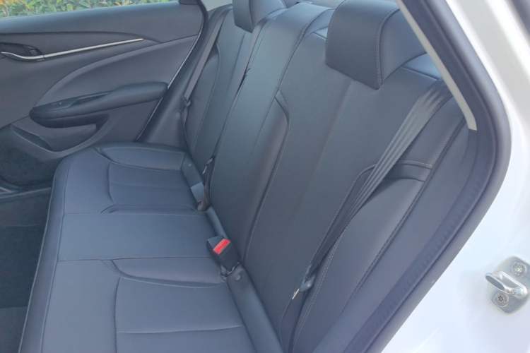 Used Buick GT 2021 Revised Version 1.3T Automatic Mild Hybrid Elite Edition Left Rear Seat