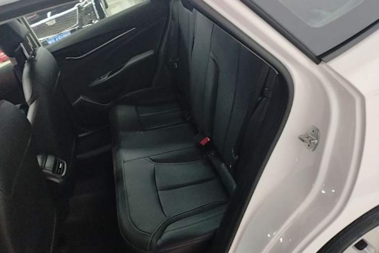 Used Buick GT 2021 Revised Version Flagship 1.5L Automatic Elite Edition Left Rear Seat