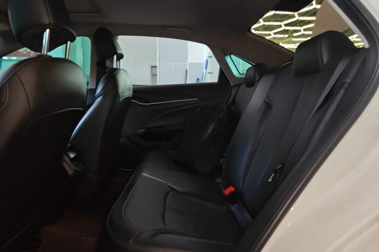 Used Buick GT 2021 Revised Version Flagship 1.5L Automatic Elite Edition Left Rear Seat