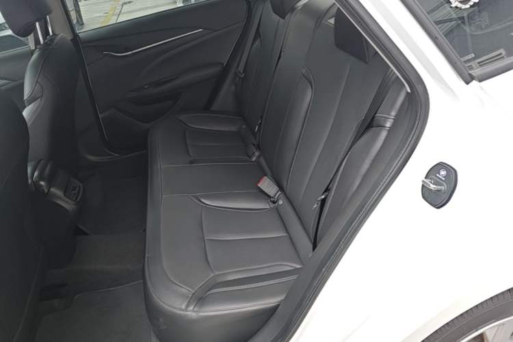 Used Buick GT 2021 Revised Version Flagship 1.5L Automatic Entry-Level Trim Left Rear Seat
