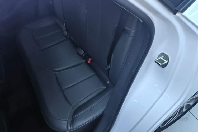 Used Buick GT 2021 Revised Version 1.3T Automatic Mild Hybrid Elite Edition Left Rear Seat