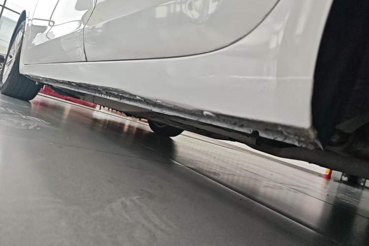 Used Buick GT 2021 Revised Version Flagship 1.5L Automatic Elite Edition Left Side Sill