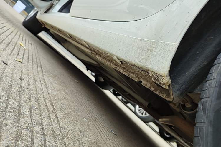 Used Buick GT 2021 Exemplar 1.5L Automatic Elite Version Left Side Sill