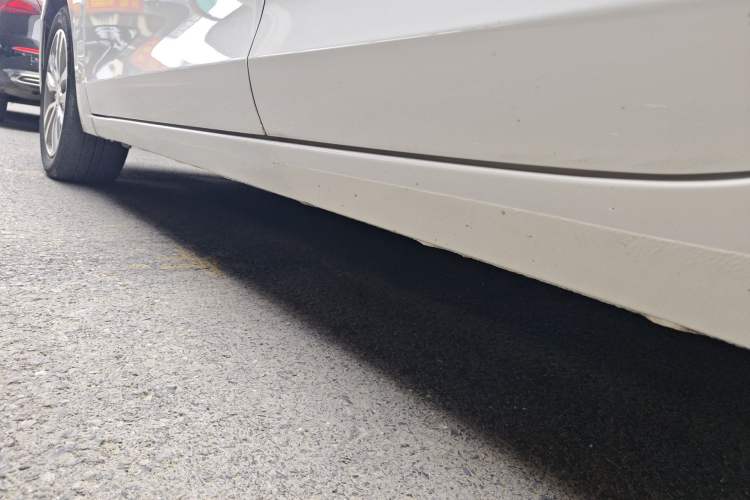 Used Buick GT 2021 Revised Version 1.3T Automatic Mild Hybrid Advanced Edition Left Side Sill