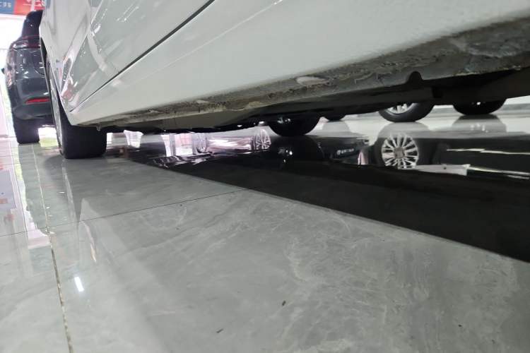 Used Buick GT 2021 Revised Version Flagship 1.5L Automatic Elite Edition Left Side Sill