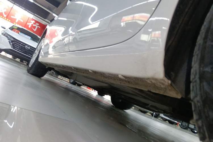 Used Buick GT 2021 Revised Version Flagship 1.5L Automatic Elite Edition Left Side Sill