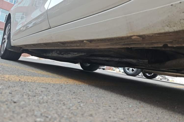 Used Buick GT 2021 Revised Version 1.3T Automatic Mild Hybrid Elite Edition Left Side Sill