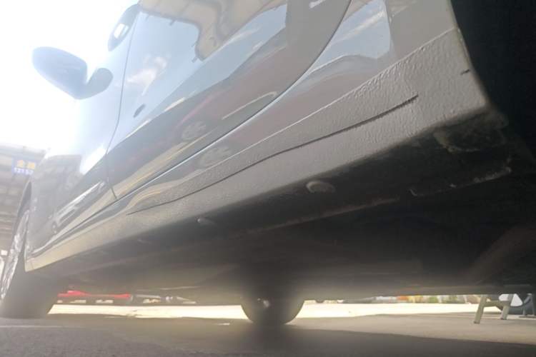Used Buick GT 2021 Revised Version Flagship 1.5L Automatic Elite Edition Left Side Sill