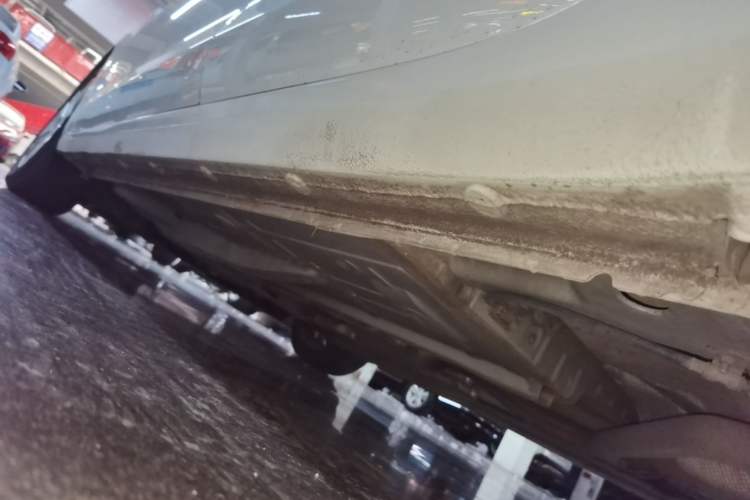 Used Buick GT 2021 Revised Version Flagship 1.5L Automatic Elite Edition Left Side Sill