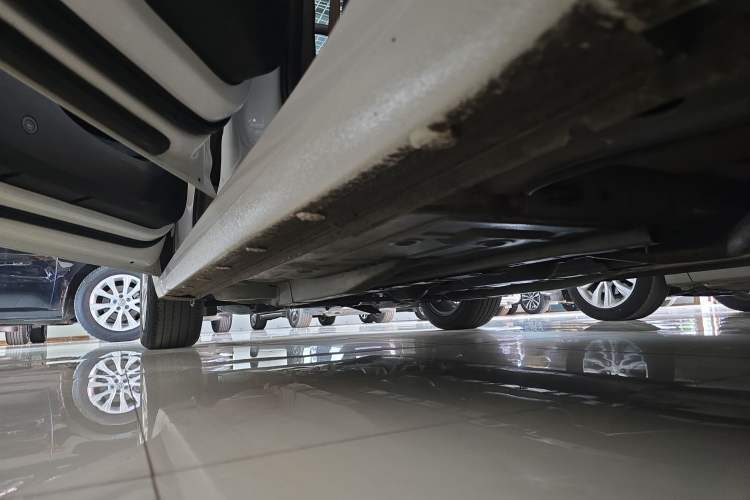 Used Buick GT 2021 Revised Version Flagship 1.5L Automatic Elite Edition Left Side Sill