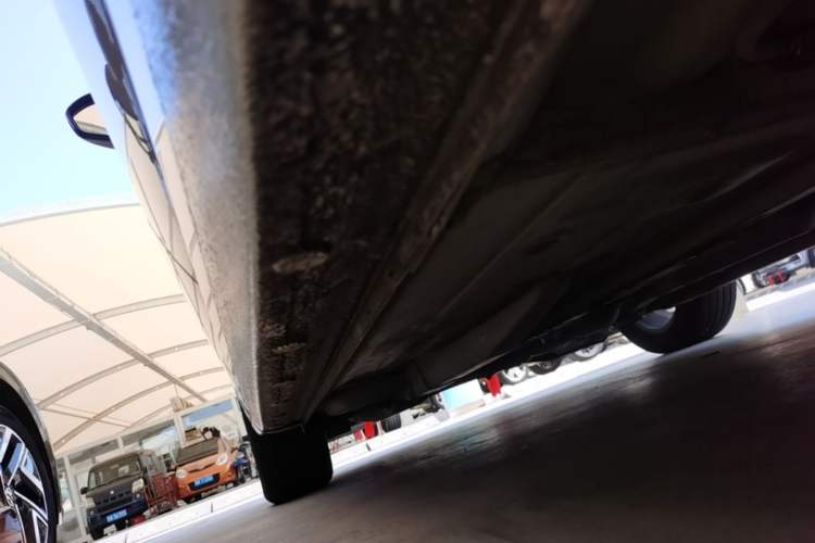 Used Buick GT 2021 Revised Version Flagship 1.5L Automatic Elite Edition Left Side Sill