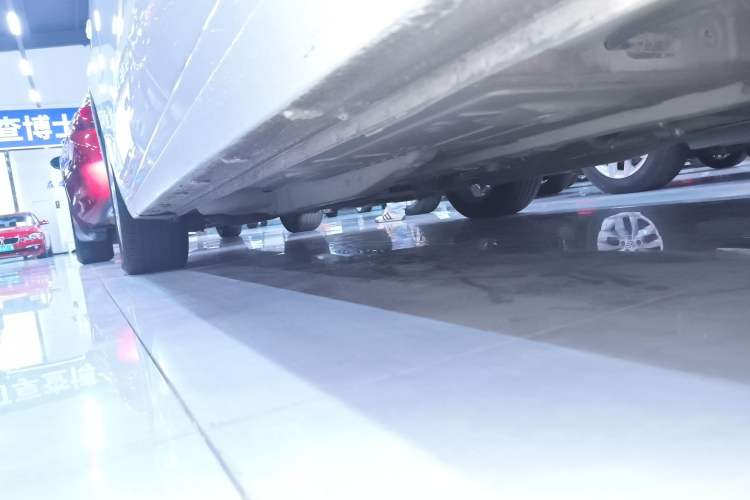 Used Buick GT 2021 Revised Version Flagship 1.5L Automatic Elite Edition Left Side Sill