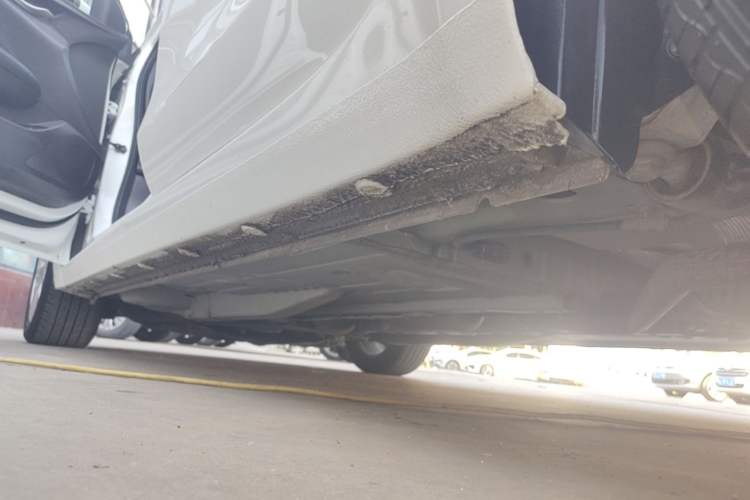 Used Buick GT 2021 Revised Version Flagship 1.5L Automatic Elite Edition Left Side Sill