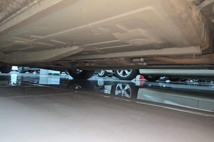 Used Buick GT 2021 Revised Version Flagship 1.5L Automatic Entry-Level Trim Left Side Sill